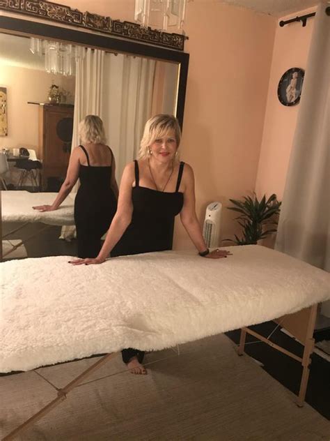 Intimate massage Prostitute Holmestrand